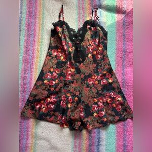 Vintage Delicates  floral romper
